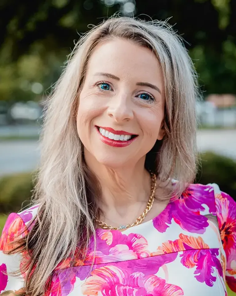 Photo of Erin Mote